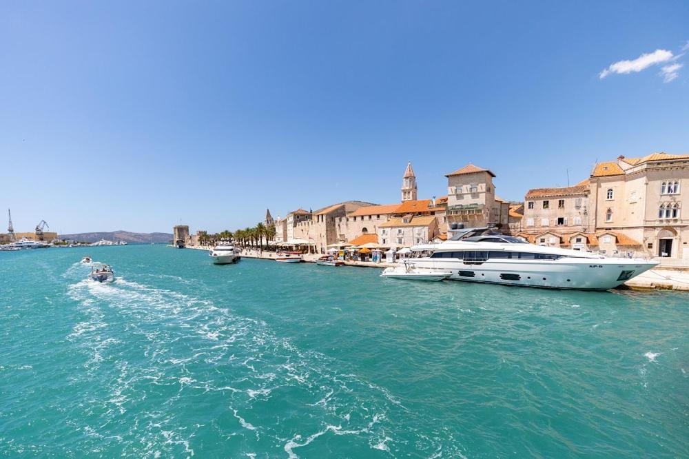 Luxury Apartment Aria Trogir Exteriör bild
